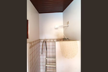 Casa à venda com 308m², 4 quartos e 4 vagasBanheiro Quintal