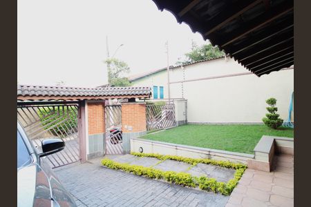 Casa à venda com 308m², 4 quartos e 4 vagasGaragem