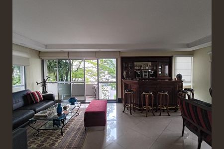 Apartamento à venda com 215m², 4 quartos e 2 vagas Apartamento à venda com 215m², 4 quartos e 2 vagasFoto 07