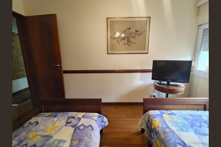 Apartamento à venda com 215m², 4 quartos e 2 vagas Apartamento à venda com 215m², 4 quartos e 2 vagasFoto 32