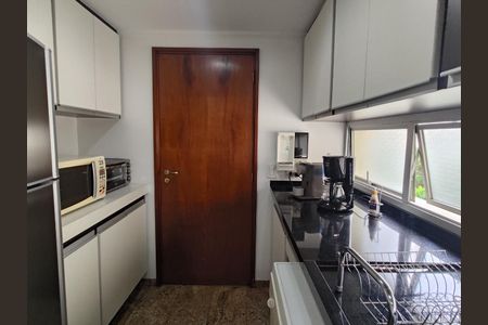 Apartamento à venda com 215m², 4 quartos e 2 vagas Apartamento à venda com 215m², 4 quartos e 2 vagasFoto 57