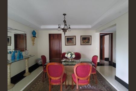 Apartamento à venda com 215m², 4 quartos e 2 vagas Apartamento à venda com 215m², 4 quartos e 2 vagasFoto 14