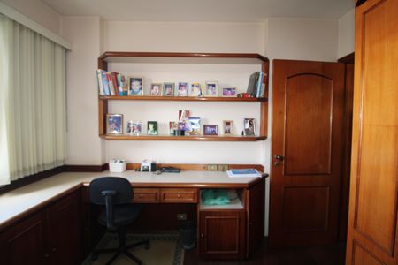 Apartamento à venda com 110m², 3 quartos e 2 vagasQuarto 1