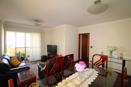 Apartamento à venda com 110m², 3 quartos e 2 vagasSala