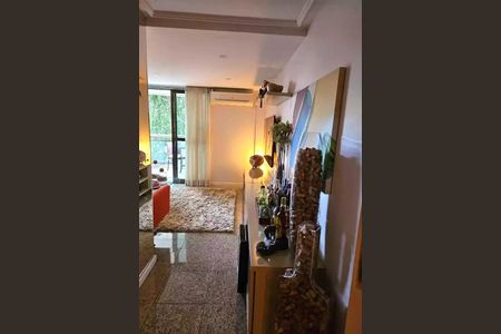 Apartamento à venda com 96m², 2 quartos e 1 vaga