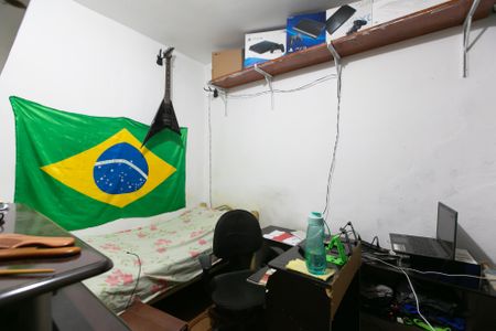 Casa à venda com 180m², 4 quartos e 2 vagas Casa à venda com 180m², 4 quartos e 2 vagasQuarto 4