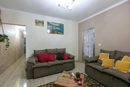 Casa à venda com 180m², 4 quartos e 2 vagas Casa à venda com 180m², 4 quartos e 2 vagasSala 1
