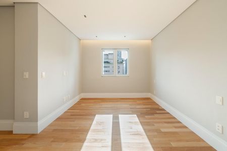 Apartamento à venda com 270m², 4 quartos e 3 vagas Apartamento à venda com 270m², 4 quartos e 3 vagasFoto 37