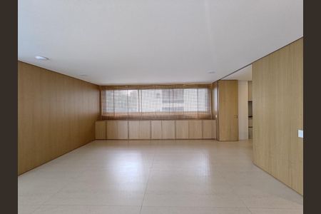 Apartamento à venda com 480m², 4 quartos e 4 vagas Apartamento à venda com 480m², 4 quartos e 4 vagasFoto 03