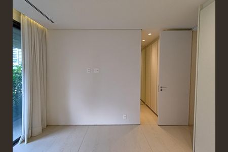 Apartamento à venda com 480m², 4 quartos e 4 vagas Apartamento à venda com 480m², 4 quartos e 4 vagasFoto 33