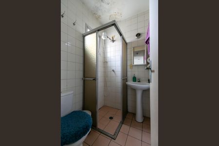 Apartamento à venda com 49m², 2 quartos e 1 vaga Apartamento à venda com 49m², 2 quartos e 1 vagaBanheiro