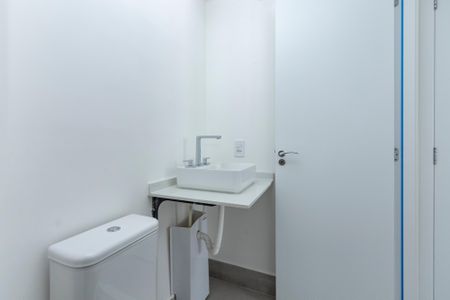 Apartamento à venda com 76m², 2 quartos e 1 vaga Apartamento à venda com 76m², 2 quartos e 1 vagaBanheiro da Suíte 2