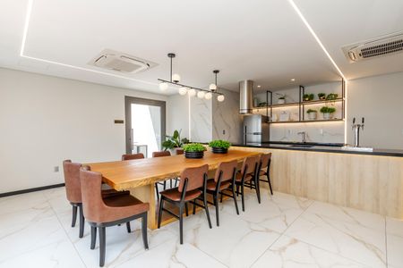 Apartamento à venda com 76m², 2 quartos e 1 vaga Apartamento à venda com 76m², 2 quartos e 1 vagaÁrea comum - Salão de festas