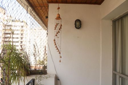 Apartamento à venda com 170m², 3 quartos e 2 vagasVaranda Sala