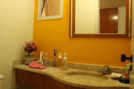 Apartamento à venda com 170m², 3 quartos e 2 vagasLavabo