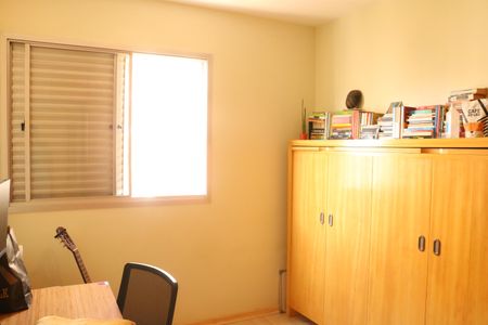 Apartamento à venda com 170m², 3 quartos e 2 vagasQuarto 2