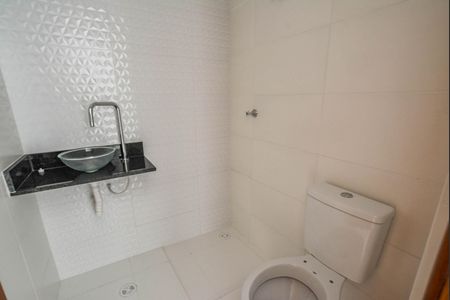 Apartamento à venda com 65m², 2 quartos e 1 vaga Apartamento à venda com 65m², 2 quartos e 1 vagaBanheiro Suíte