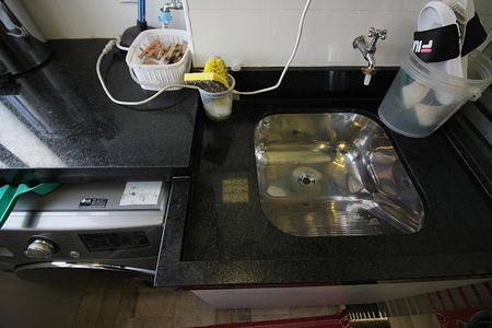 Apartamento à venda com 51m², 2 quartos e 1 vagaCozinha e Área de Serviço