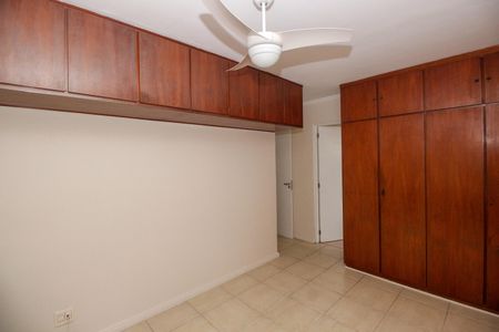 Apartamento à venda com 100m², 3 quartos e 1 vagaSuíte