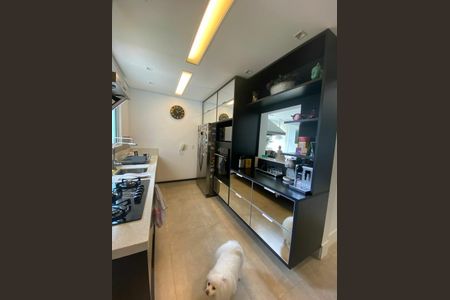 Apartamento à venda com 123m², 3 quartos e 2 vagas Apartamento à venda com 123m², 3 quartos e 2 vagasCozinha