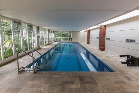 Apartamento à venda com 123m², 3 quartos e 2 vagasPiscina