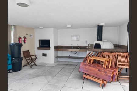 Apartamento à venda com 64m², 2 quartos e 2 vagas Apartamento à venda com 64m², 2 quartos e 2 vagasÁrea comum - Salão de festas