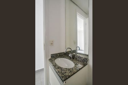 Apartamento à venda com 61m², 3 quartos e 1 vaga Apartamento à venda com 61m², 3 quartos e 1 vagaBanheiro Social