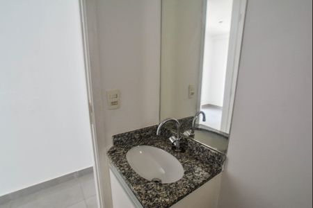 Apartamento à venda com 61m², 3 quartos e 1 vaga Apartamento à venda com 61m², 3 quartos e 1 vagaBanheiro Social