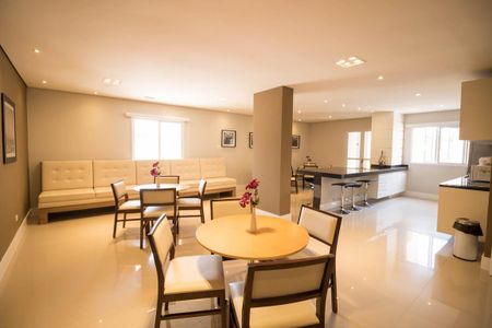 Apartamento à venda com 61m², 3 quartos e 1 vaga Apartamento à venda com 61m², 3 quartos e 1 vagaÁrea comum - Salão de festas