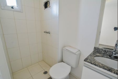 Apartamento à venda com 61m², 3 quartos e 1 vaga Apartamento à venda com 61m², 3 quartos e 1 vagaBanheiro da Suíte