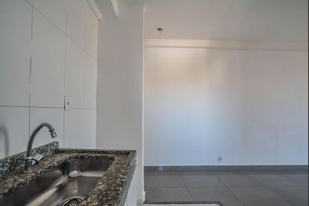 Apartamento à venda com 61m², 3 quartos e 1 vaga Apartamento à venda com 61m², 3 quartos e 1 vagaCozinha e Área de Serviço