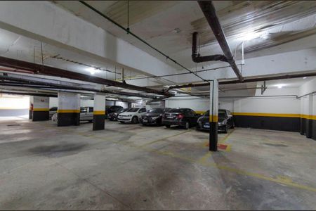Apartamento à venda com 54m², 2 quartos e 1 vaga Apartamento à venda com 54m², 2 quartos e 1 vagaEstacionamento