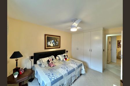 Apartamento à venda com 90m², 3 quartos e 2 vagas Apartamento à venda com 90m², 3 quartos e 2 vagasQuarto 1