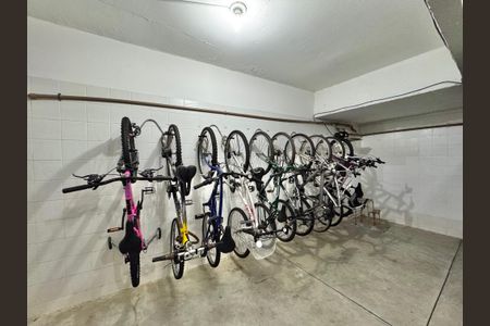 Apartamento à venda com 90m², 3 quartos e 2 vagas Apartamento à venda com 90m², 3 quartos e 2 vagasÁrea comum