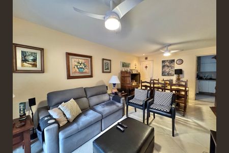 Apartamento à venda com 90m², 3 quartos e 2 vagas Apartamento à venda com 90m², 3 quartos e 2 vagasSala