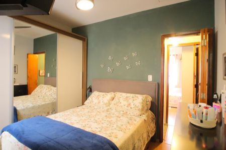 Casa de condomínio à venda com 58m², 2 quartos e 1 vagaSuíte