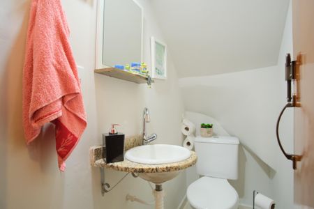 Casa de condomínio à venda com 58m², 2 quartos e 1 vagaLavabo