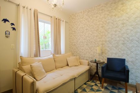 Casa de condomínio à venda com 58m², 2 quartos e 1 vagaSala