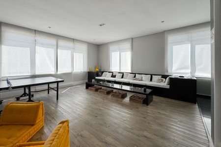 Apartamento à venda com 163m², 3 quartos e 3 vagas Apartamento à venda com 163m², 3 quartos e 3 vagasÁrea comum - Salão de jogos