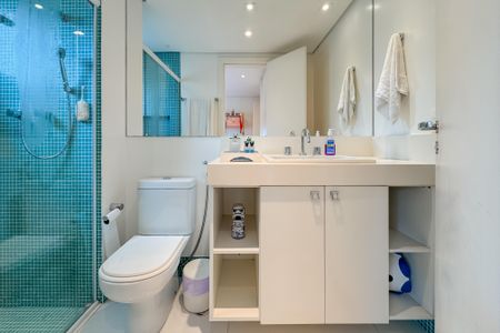 Apartamento à venda com 163m², 3 quartos e 3 vagas Apartamento à venda com 163m², 3 quartos e 3 vagasBanheiro da Suíte 2