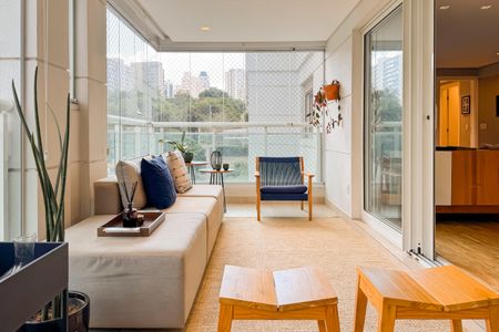 Apartamento à venda com 163m², 3 quartos e 3 vagas Apartamento à venda com 163m², 3 quartos e 3 vagasVaranda Sala