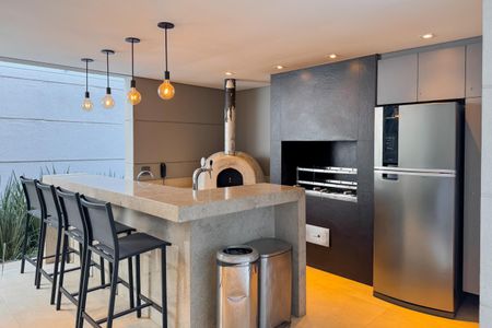 Apartamento à venda com 163m², 3 quartos e 3 vagas Apartamento à venda com 163m², 3 quartos e 3 vagasÁrea comum - Churrasqueira