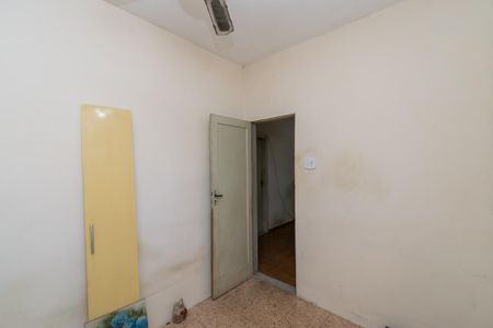 Casa à venda com 180m², 5 quartos e 2 vagasQuarto 2 - 1º andar 