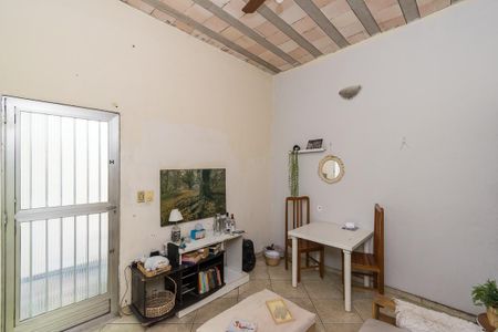 Casa à venda com 180m², 5 quartos e 2 vagasSala - 2º andar 