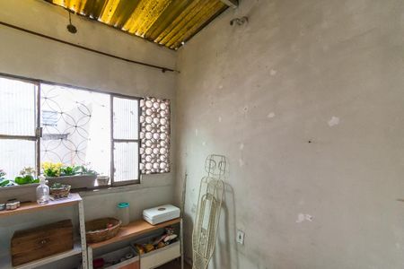 Casa à venda com 180m², 5 quartos e 2 vagasÁrea de serviço - 2º andar 