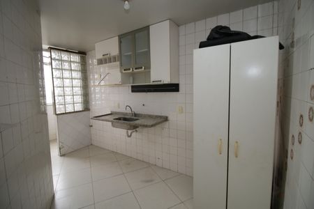 Apartamento à venda com 68m², 2 quartos e 1 vagaCozinha