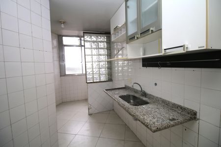 Apartamento à venda com 68m², 2 quartos e 1 vagaCozinha