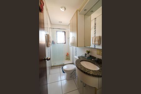 Casa à venda com 308m², 3 quartos e 4 vagas Casa à venda com 308m², 3 quartos e 4 vagasBanheiro da Suíte 3