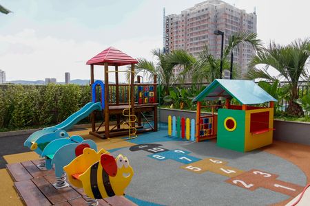 Apartamento à venda com 66m², 3 quartos e 2 vagas Apartamento à venda com 66m², 3 quartos e 2 vagasÁrea comum - Playground