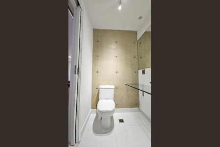 Apartamento à venda com 70m², 2 quartos e 2 vagas Apartamento à venda com 70m², 2 quartos e 2 vagasBanheiro